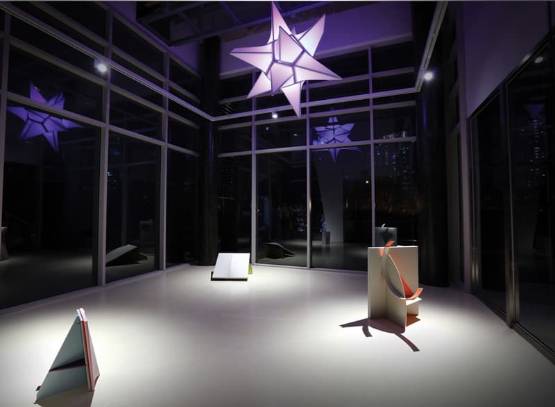 GLASS BOX ARTSTAR 포스터