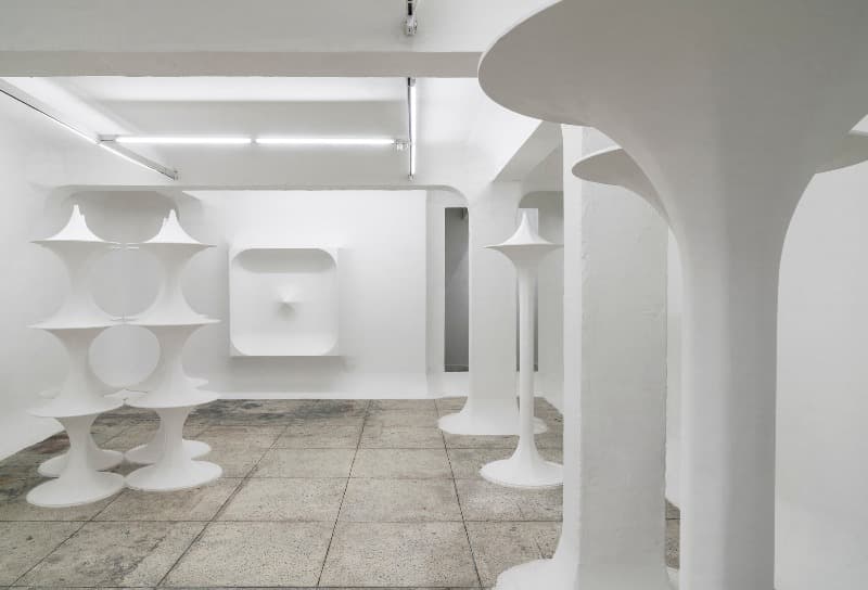 구의 여집합 · 혼합재료 · 가변크기 · 2018 · mixed materials