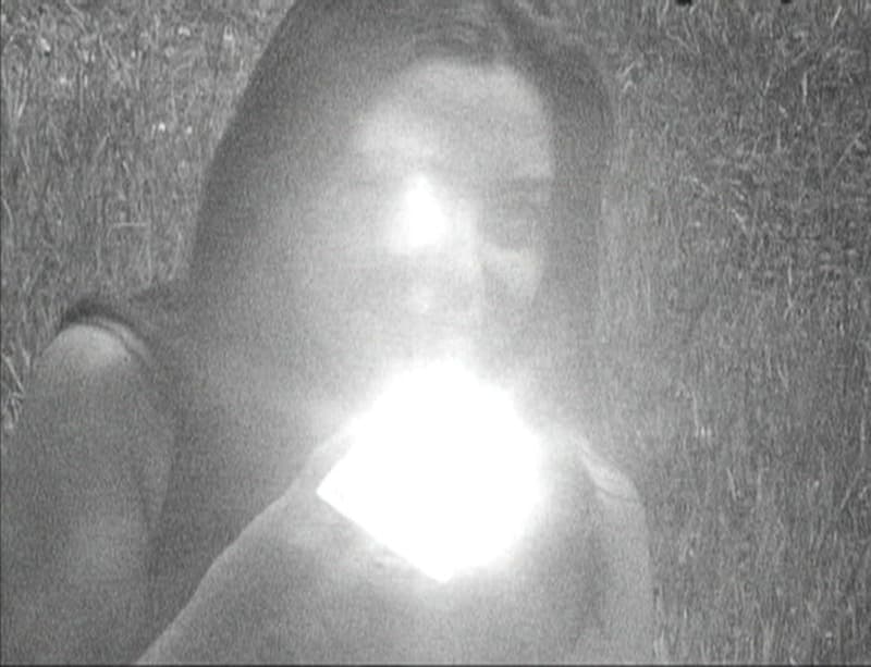 박주연 - 여름 빛 · 8mm 필름 비디오 · 가변 설치 · 2008~2012