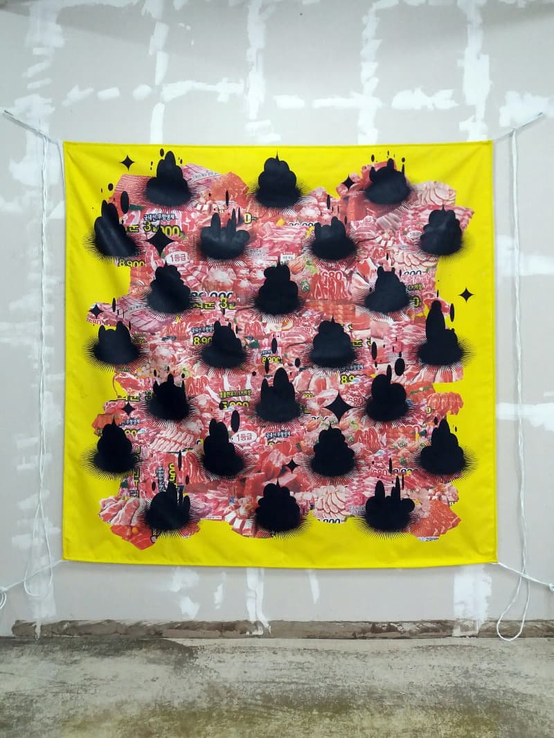 마트고기 · oil on printed banner · 175cm x 171cm · 2018