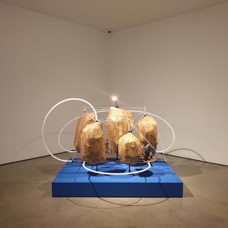 People Who Were Once Alike · Mixed media · 117(h) x 230 x 190cm · 2019