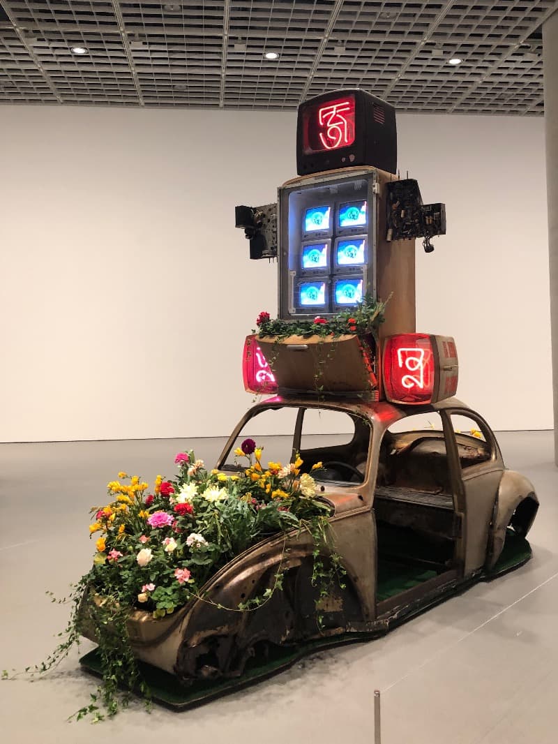 백남준 installation view