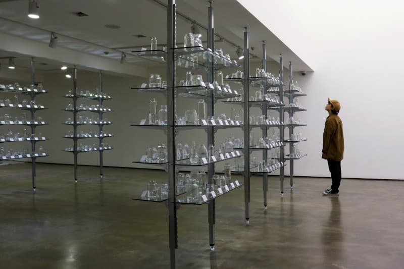 자연사박물관 태반류 · 유리병_ 라벨_ 금속_ 혼합재료 · 가변 설치 · 2019 · Taeban Rye of Natural History Museum · glass bottle_labels_metal_mixture