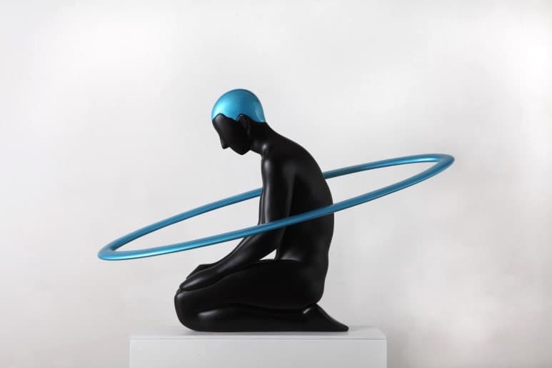 고요한 공기 · FRP.  우레탄페인트.  스텐.  철 · 120x40x78cm