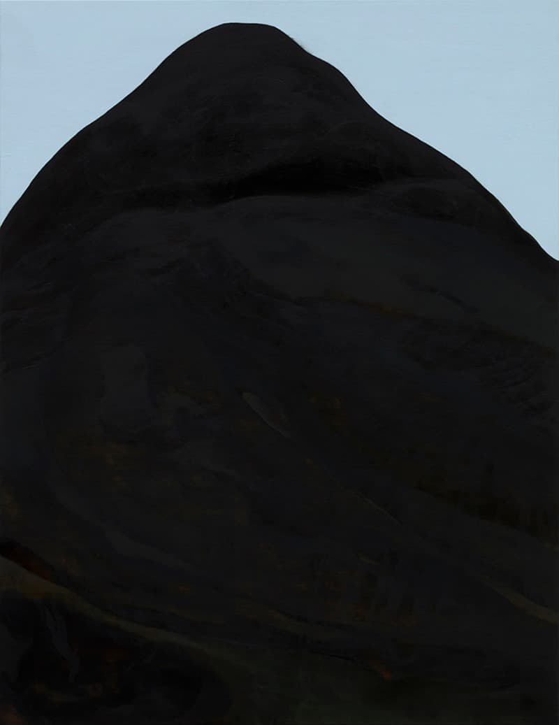 검은 산 2 · oil on linen · 145.5 x 112cm · 2019 · Black mountain2 · oil on linen