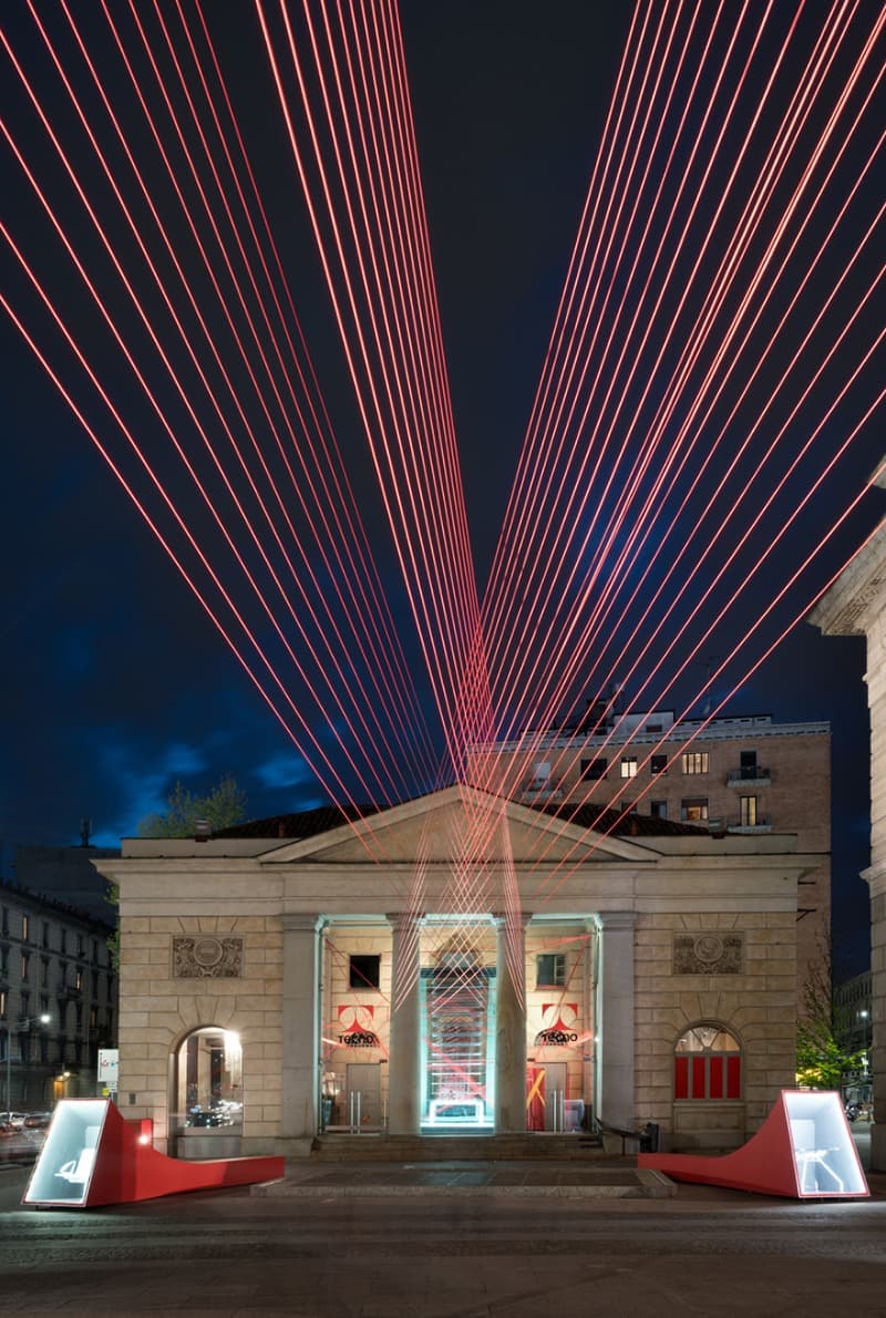 Lightmorphing – From sign to scenery