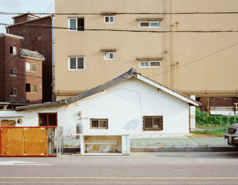 노기훈_백운-부평 반지하 · 피그먼트 프린트 · 80×100cm · 2016