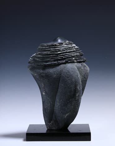 생명의 숲 02 · 대리석 · 407x160x400mm · 2019
