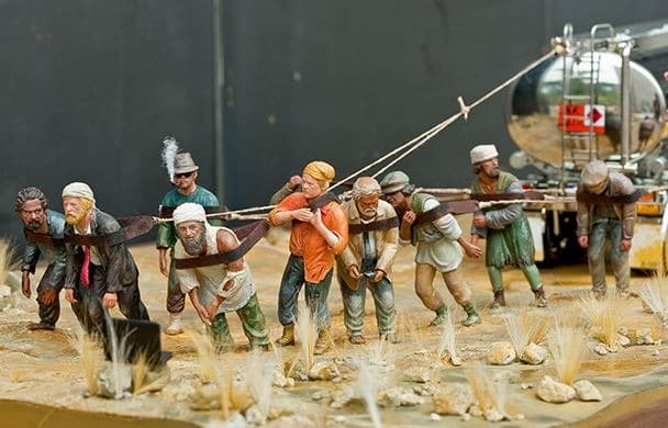 Slaves in the Gulf · Diorama · 226x110x105cm · 2010 · Slaves in the Gulf · Diorama