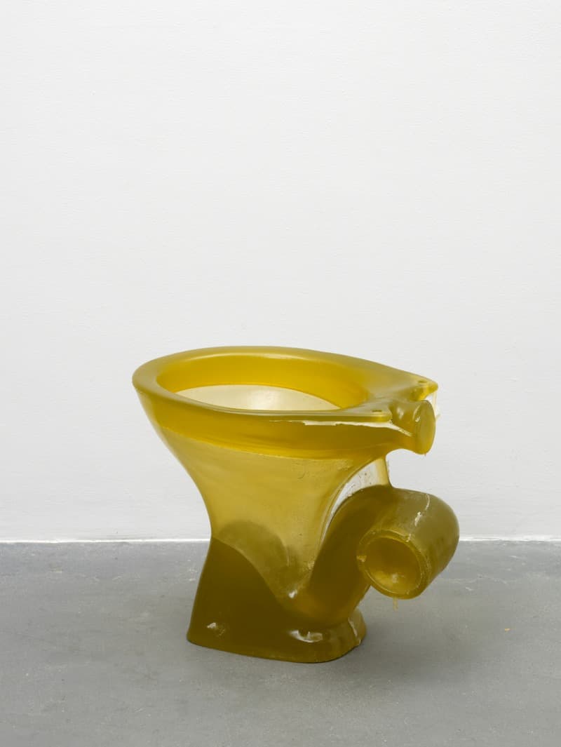 The Old In Out · cast polyurethane resin · 41.9 x 50.8 x 36.8 cm · 1998 · The Old In Out · cast polyurethane resin