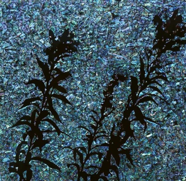 a black dance-1906bo · 목판에 자개 · 60×60cm · 2019 · a black dance-1906bo