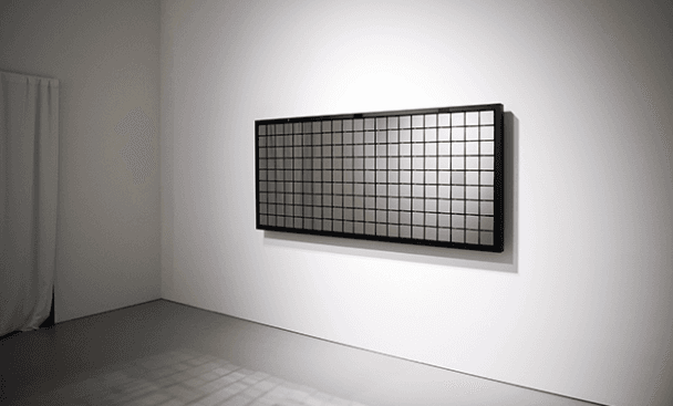 Fragments · 225 x 100 x 11cm · 2016 · Fragments