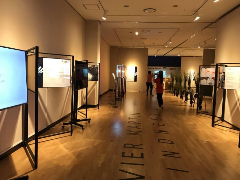 전시 전경 · Exhibition view