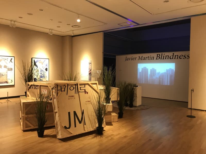 전시 전경 · Exhibition view