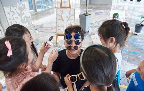 윤진섭 퍼포먼스 실연