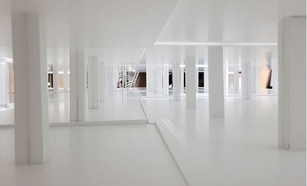 보이지 않는 빛 Invisible Light 포스터