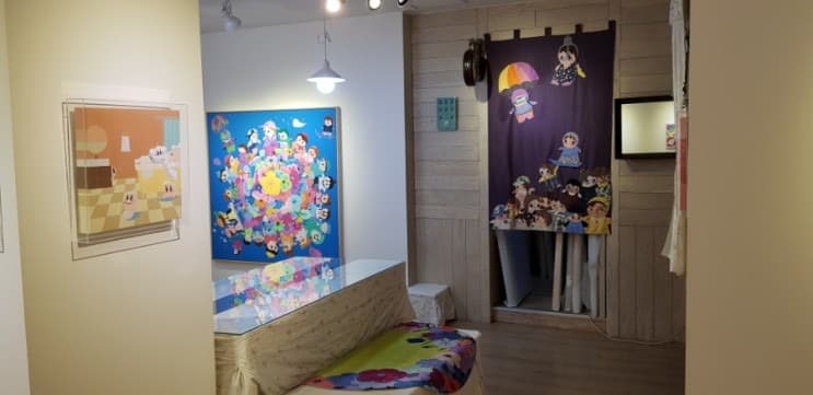 <무니의 꽃밭> 전시 전경 · Exhibition view