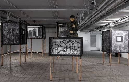 Invisible Panopticon · 나무에 드로잉 · 가변설치 · 2019 · Invisible Panopticon · Drawing on wood