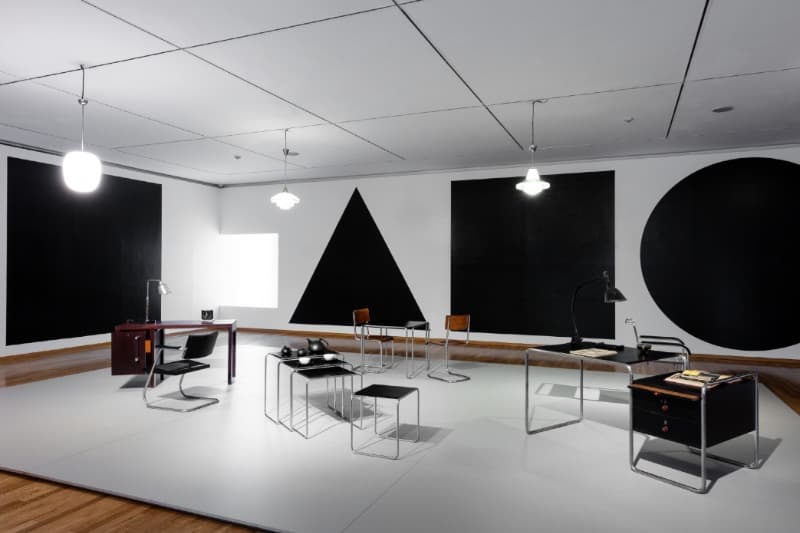 2019 바우하우스와 현대 생활_2층 바깥 전시장_전시 전경 · Installation view_2F outside