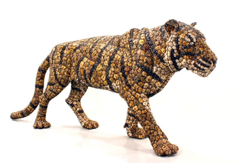 Enclosed Animal-Tiger · stainless steel, stone · 320X75X138Cm · 2017 · Enclosed Animal-Tiger · stainless steel, stone