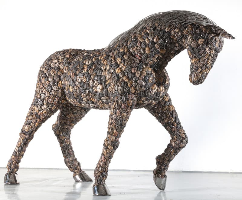 Enclosed Animal-Horse · stainless steel, stone · 290X80X185Cm · 2014 · Enclosed Animal-Horse · stainless steel, stone
