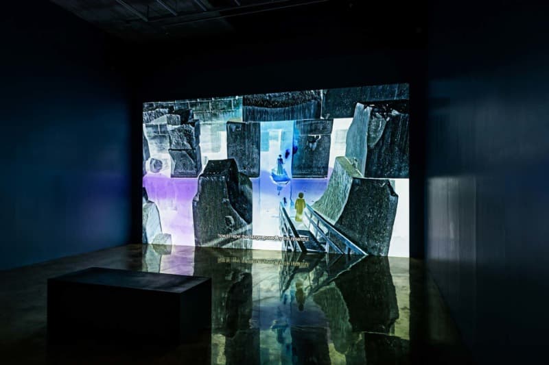 <알 아라바 알 마드푸나> 전시전경 · Installation view