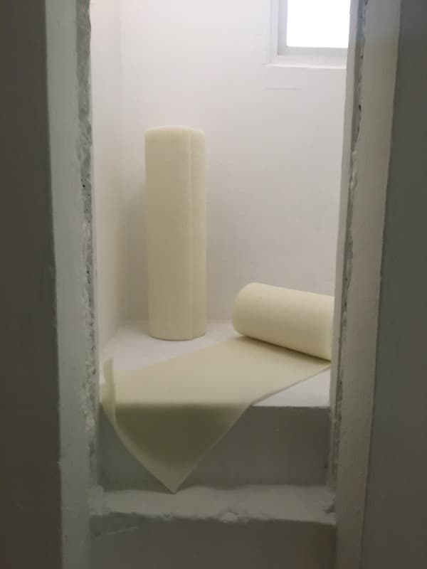 작은 뽁뽁이 · wax, variable dimensions · 2019 · Small Bubble Wrap · wax, variable dimensions