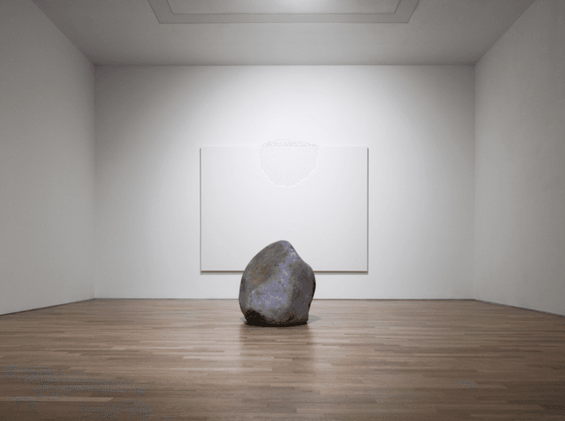 대화 · 캔버스, 자연석 · 캔버스 218x291cm, 자연석 100x100x100cm · 2015