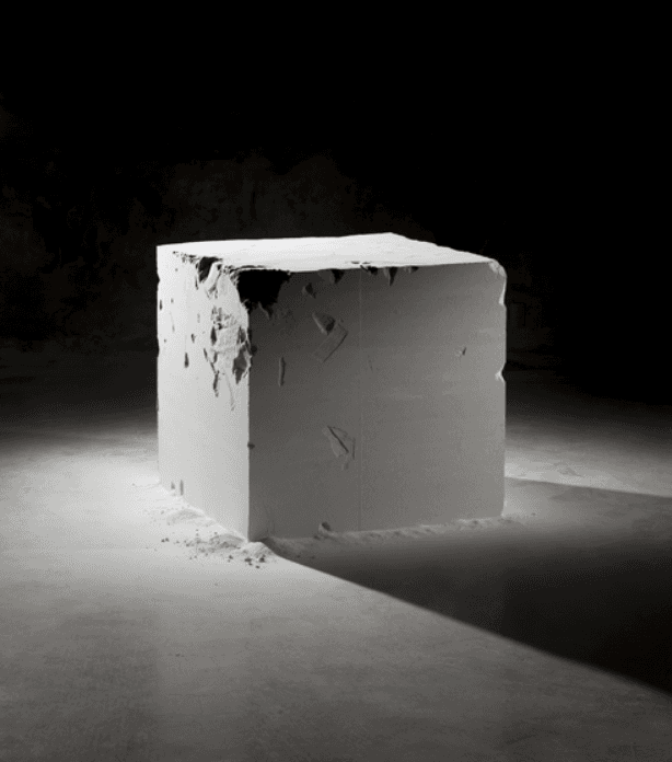 바스헤르메티스 · 규사, 백운사, 물 · 90×95×95cm · 2016 · Bashermetis · silica sand, white silica sand, water