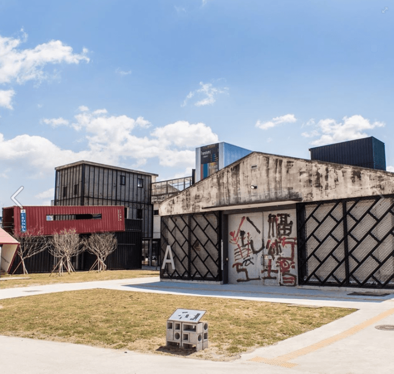 전시 전경 · Exhibition Overview