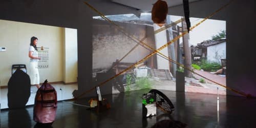 민정SEE_버려지다부서지다사라지다 · 가변크기 · 2019 · MinJung SEE_Be abandoned, broken, and gone