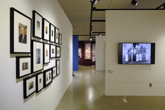 전시 전경 · Installation view