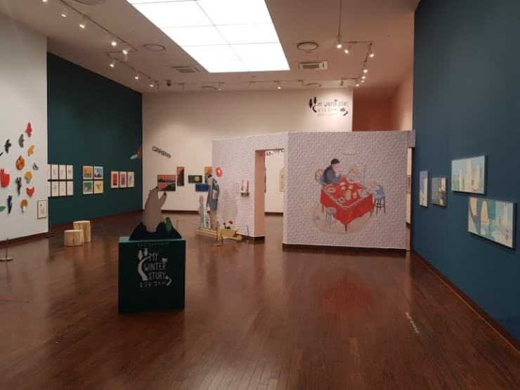 전시 전경 · Installation view