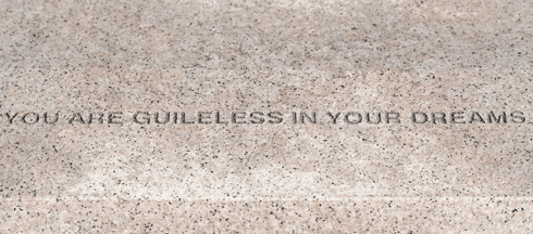 <경구들>에서 선정된 문구 · 석조 난간 조각 · 2019 · Stone railing piece