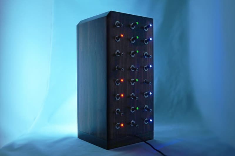 RGB Color Bits Switch · 목재, LED, 스위치, 전자부품 · 70x360x200 mm · 2017 · RGB Color Bits Switch
