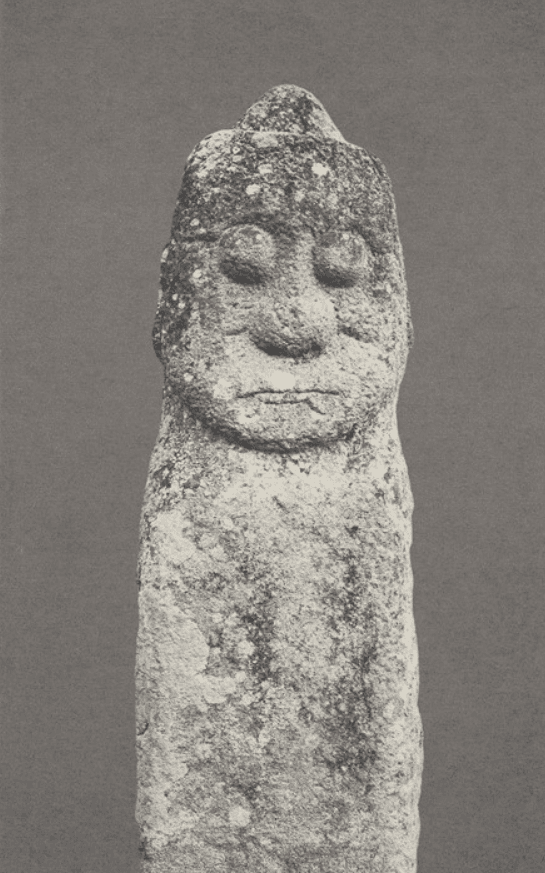 Human Desire_stone totem pole 17 · 2020, [출처] 스페이스22 홈페이지 · Human Desire_stone totem pole 17
