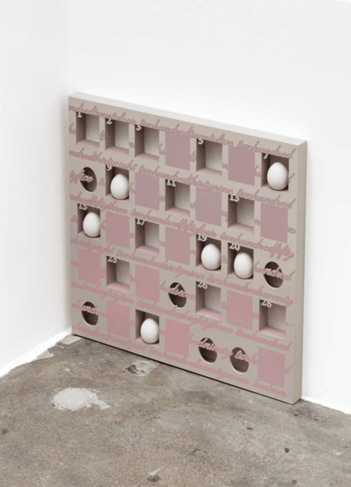 유지영_September · 나무에 유채, 아크릴채색, 석고 · 53×55×4.5cm · 2019
