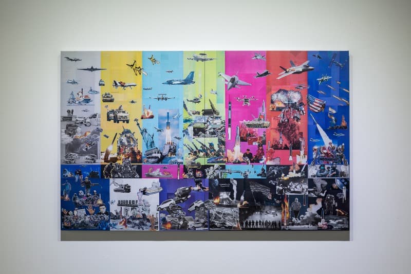 임지혜_화면조정시간 · 나무 패널에 신문지 콜라주 · 100×160.6cm · 2020