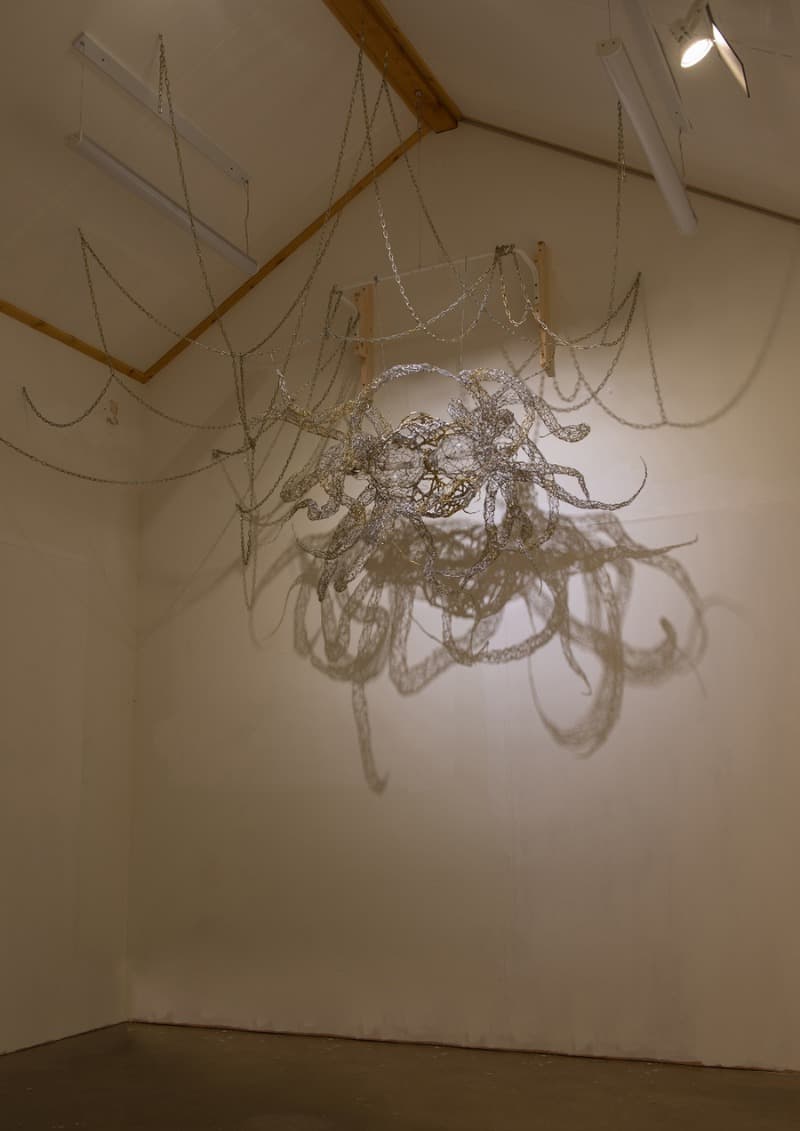 Spicdiction2-1 · 철사, 집어등에 도색 · 165x104x60cm · 2018 · Spicdiction2-1 · wire, colored on fish amp