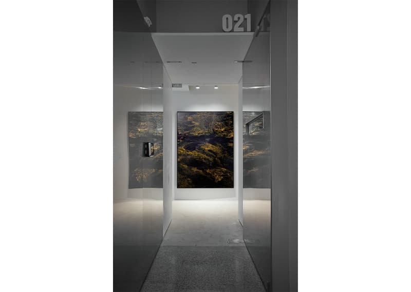 Unknown World series · Print on paper · 1400x1900mm · 2020 (출처= 021갤러리) · Unknown World series · Print on paper