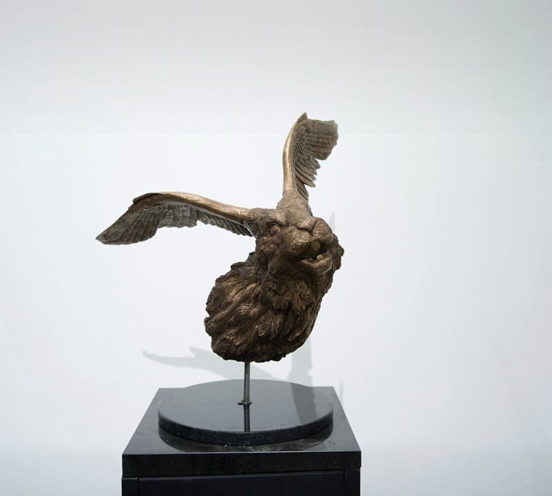 날개귀 토끼 · 브론즈 · 45×42×67cm · 2021 (출처= 봉산문화회관) · wing-eared rabbit · Bronze