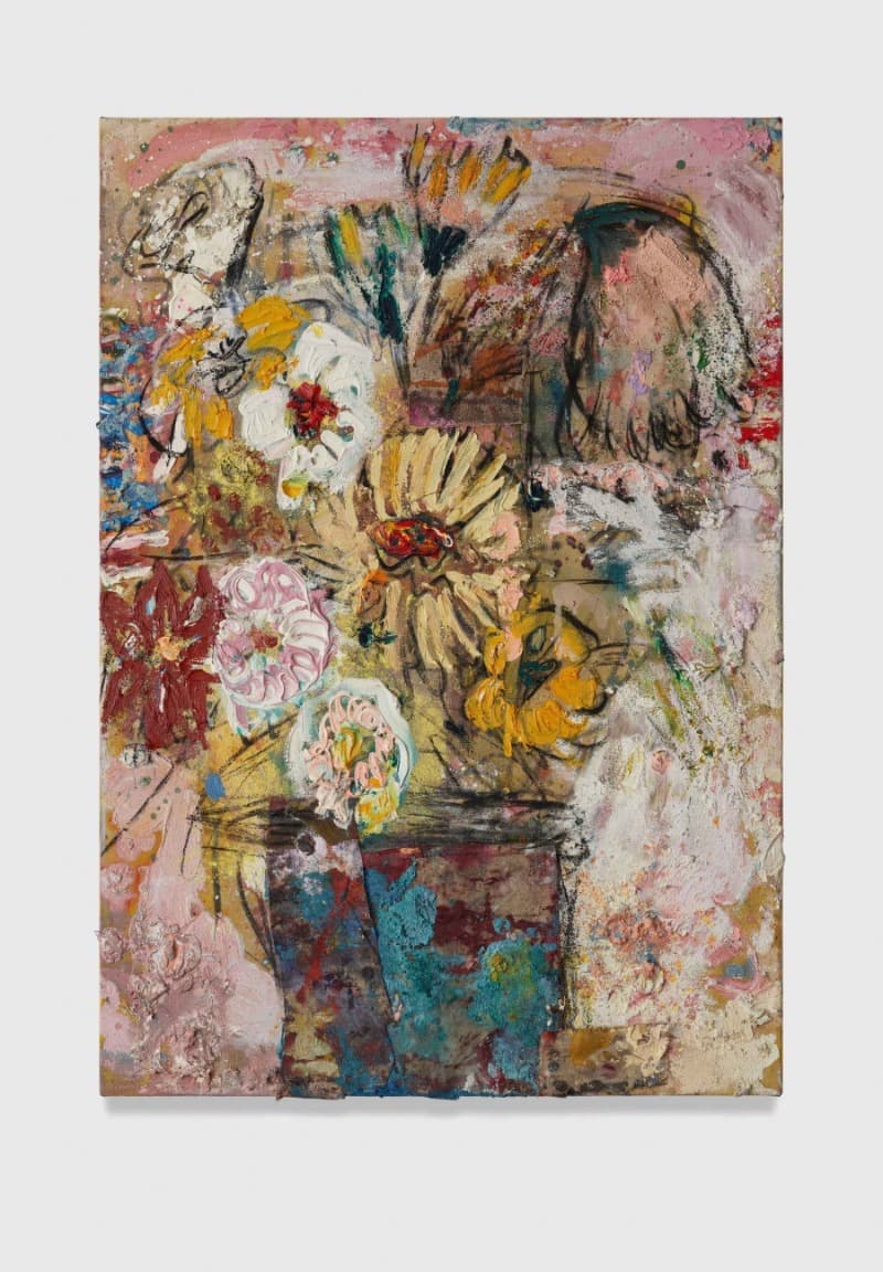 Flowers 13 (bleached pink with blue vase) · Oil, acrylic, ink, pastel, charcoal, spray paint, pumice gel and collaged fabrics on canvas · 100 x 70 cm · 2021 (출처= 초이앤라거 갤러리) · Flowers 13 (bleached pink with blue vase) · Oil, acrylic, ink, pastel, charcoal, spra