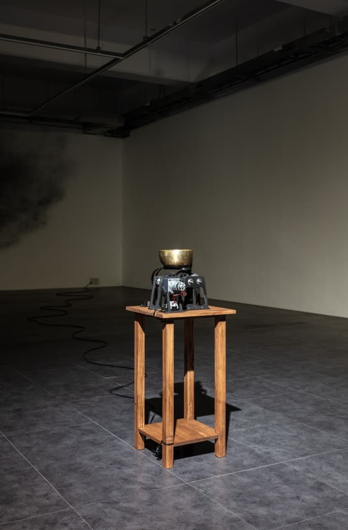 보이드 · mixed media · 가변설치 · 2020 (출처= 경기창작센터)