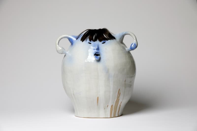Belly · ceramic · 41x44x39cm · 2020 (출처= 갤러리2) · Belly · ceramic