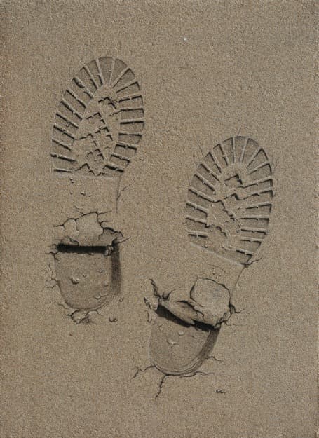 삶의 흔적_내 발자국 · 캔버스에 모래, 아크릴 채색 · 53 x 73cm · 2017 (출처= 디아트플랜트 요 갤러리)