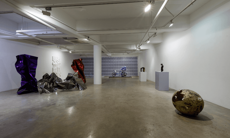 installation views · 2021 [출처] 리안갤러리 홈페이지 · installation views