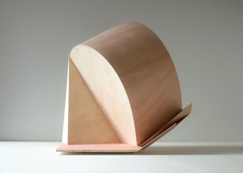 Flower · Plywood, acrylic paint · 88 cm (h) · 2021 (출처= PKM갤러리) · Flower · Plywood, acrylic paint