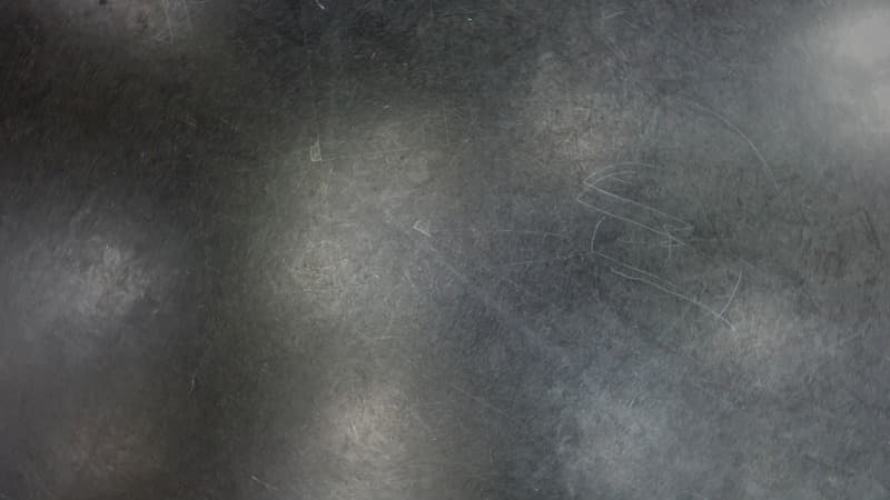Singularity · 혼합재료, 2채널 영상, 설치 · 60×170×190cm · 2021 (출처= d/p) · Singularity