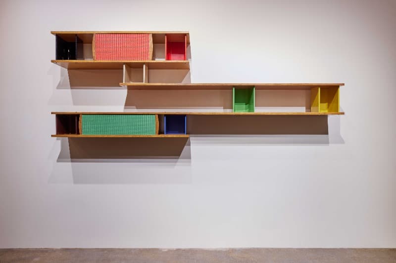 Installation view of Nuage Bookshelf (circa 1955-1960) · (출처 = Gallery L.993) · Installation view of Nuage Bookshelf (circa 1955-1960)