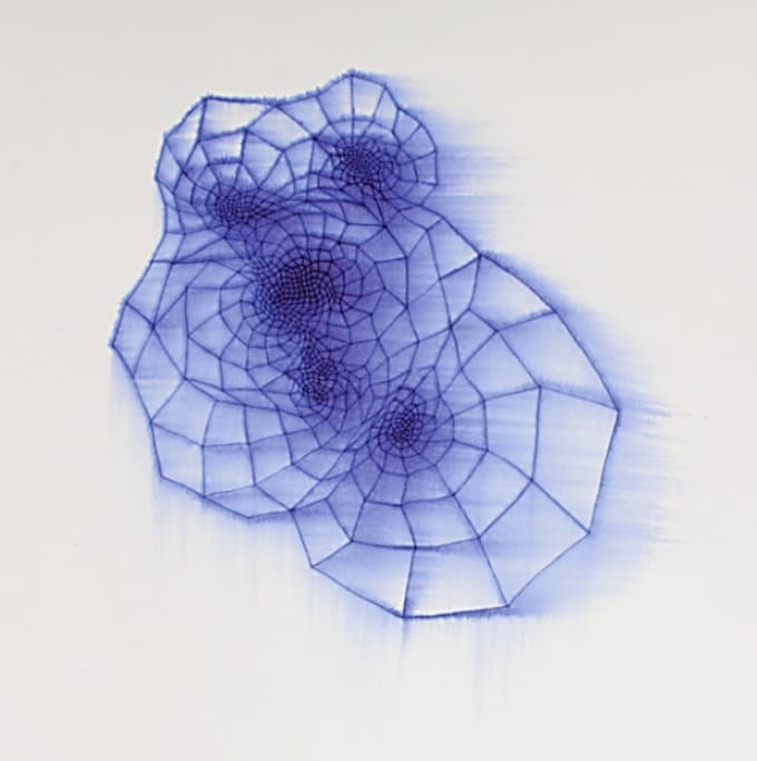 뒤틀림-확산 · 종이에 잉크 · 40x45cm · 2010 (이미지 출처 = vmspace) · Warping-Spreading · ink on paper
